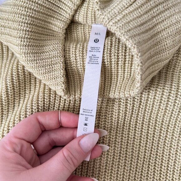 Lululemon Ribbed Turtleneck Sweater Dew Green M/L - Picture 7 of 10
